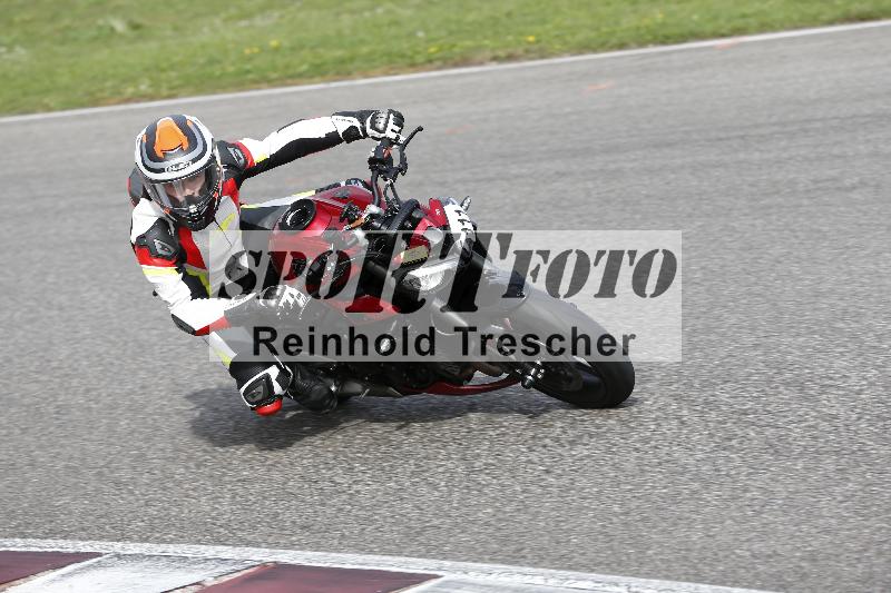 /53 16.09.2025 Track Day Domi Aegerter ADR/Gruppe gelb/111